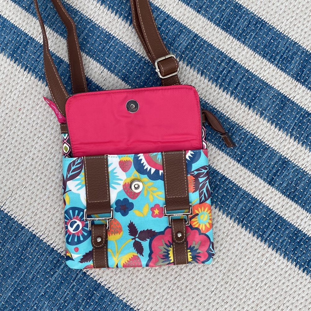 Lily Bloom Brightly Patterned, coated “thermoplastic“ Crossbody and More Bag! - Picture 6 of 11